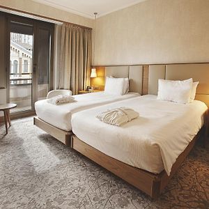 Executive Kamer met Twee Aparte Bedden